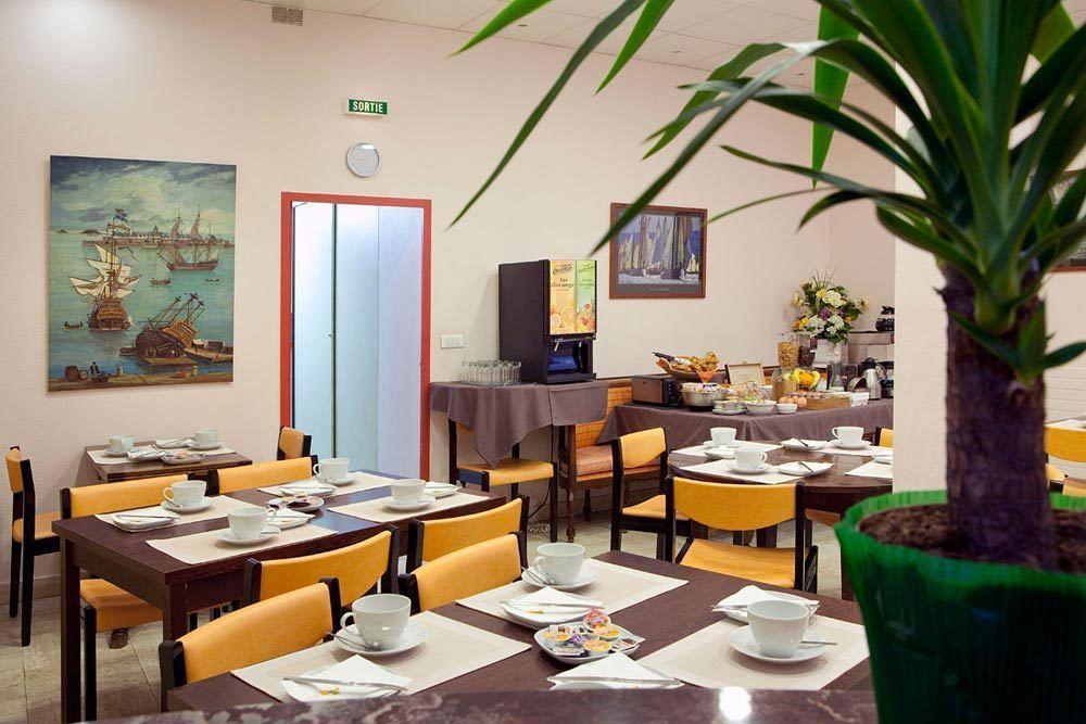 Hotel Suzane Анже Екстер'єр фото